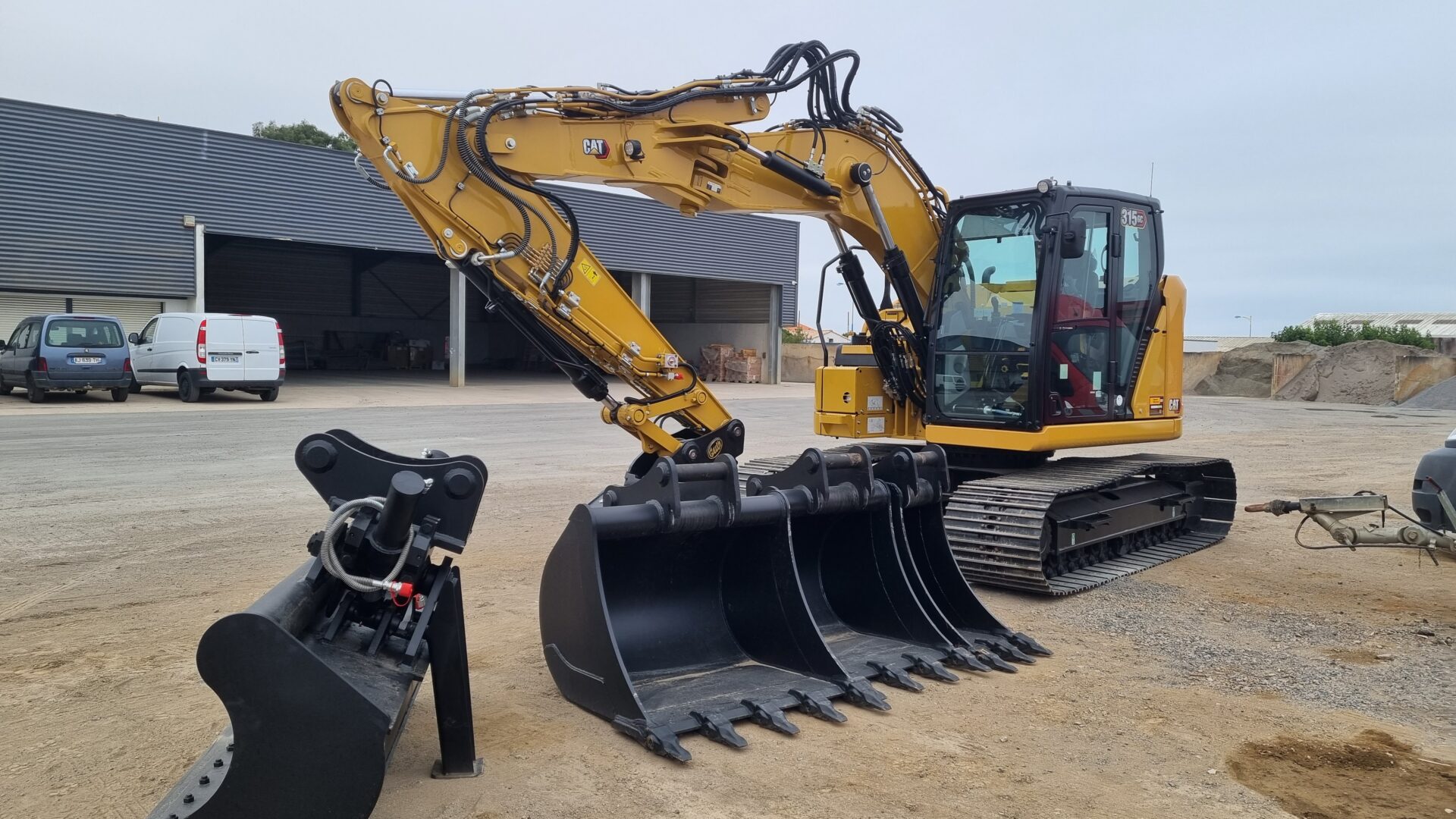 Pelle à chenilles - Groupe Charpentier